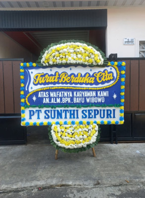 Papan Bunga Duka di Krayan Timur